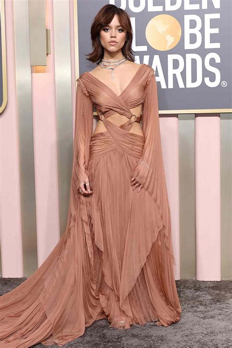 pictures of jenna ortega naked|Golden Globes 2023: Wednesdays Jenna Ortega。